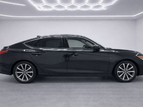 Used 2023 Acura Integra Base image 2