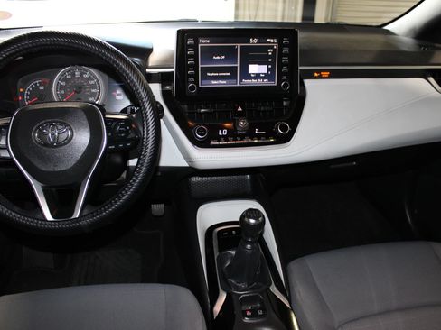 Used 2020 Toyota Corolla SE FWD image 14