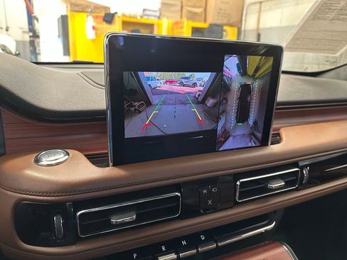 Used 2024 Lincoln Aviator Reserve w/ Elements Package Plus image 25