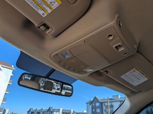 Used 2017 Ford F350 Lariat image 28