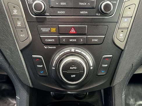 Used 2017 Hyundai Santa Fe Limited w/ Cargo Package AWD/4WD image 25