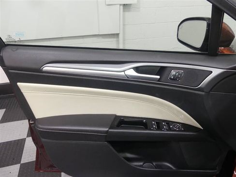 Used 2015 Ford Fusion Titanium FWD image 18