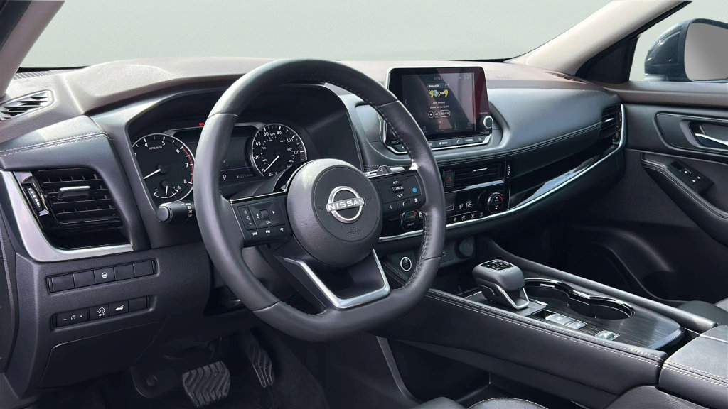 Used 2023 Nissan Rogue SL FWD image 30