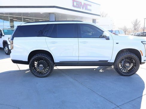 Used 2026 Cadillac Escalade Sport w/ Touring Package image 7