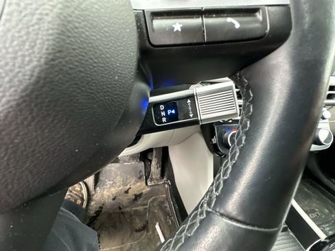 Used 2025 Hyundai Tucson Limited image 25