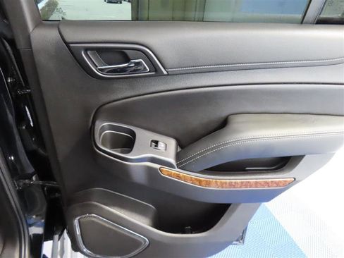 Used 2020 Chevrolet Tahoe Premier w/ RST 6.2L Performance Edition image 37