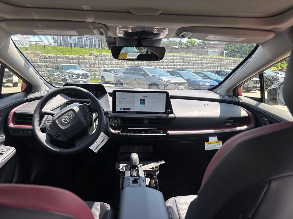 New 2026 Toyota Prius Plug-In Hybrid FWD image 10