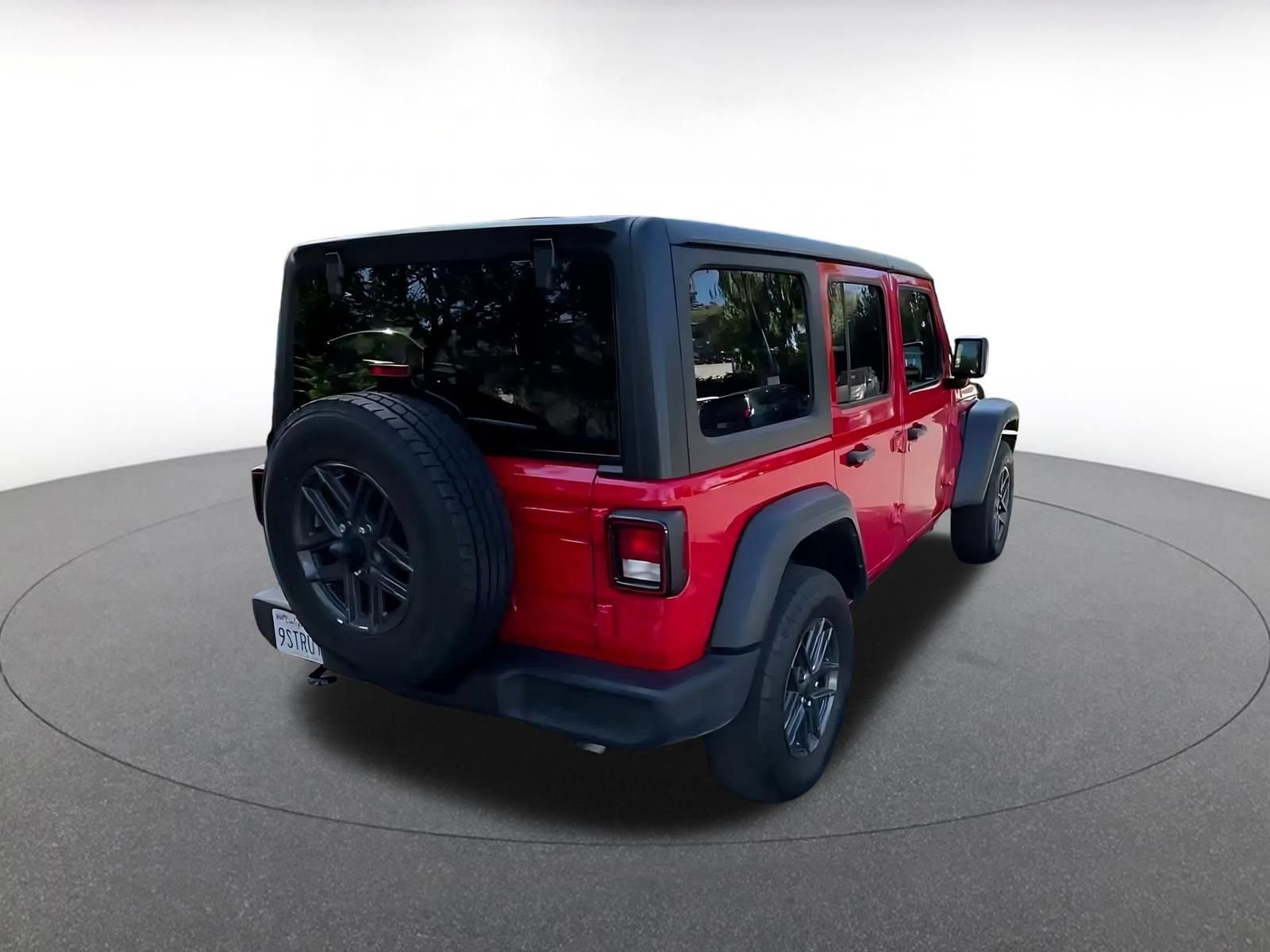Used 2025 Jeep Wrangler Unlimited Sport AWD/4WD image 10