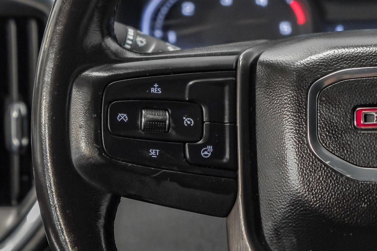 Used 2023 GMC Sierra 2500 AT4 AWD/4WD image 16