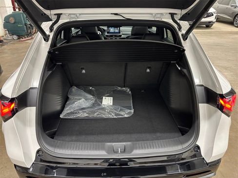 Certified 2025 Acura ADX A-Spec image 16