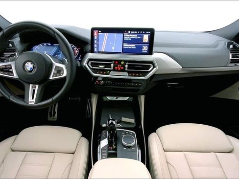 Certified 2023 BMW X4 M40i w/ Premium Package image 16