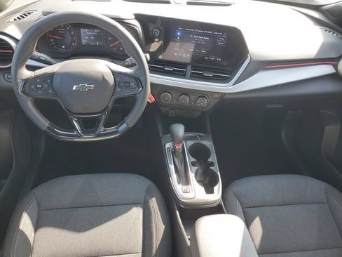 Certified 2024 Chevrolet Trax RS w/ Driver Confidence Package FWD image 10