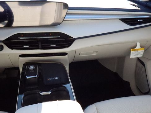 New 2026 Buick Enclave Avenir w/ Super Cruise Package image 11