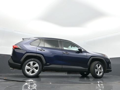 Used 2021 Toyota RAV4 Limited image 37