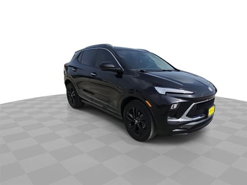 Certified 2025 Buick Encore GX Sport Touring FWD image 22