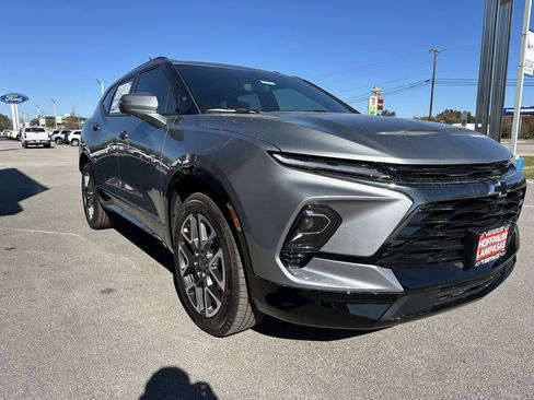 New 2025 Chevrolet Blazer RS w/ Driver Confidence II Package image 4