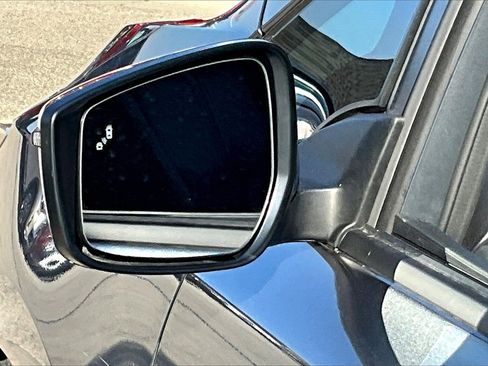 Used 2022 Nissan Leaf SL Plus image 13