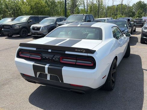 Used 2017 Dodge Challenger SRT Hellcat RWD image 36