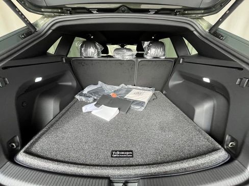 New 2026 Volkswagen Atlas Cross Sport SEL image 26