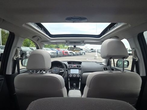 Used 2017 Subaru Forester 2.5i Premium w/ All-Weather Package AWD/4WD image 13