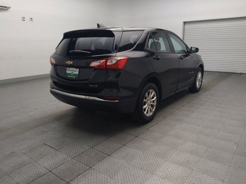 Used 2019 Chevrolet Equinox LS FWD image 9