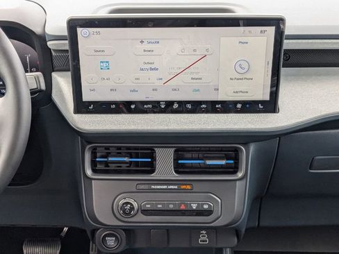 New 2025 Ford Maverick XLT w/ XLT Luxury Package image 21