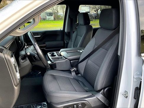 Used 2022 GMC Sierra 1500 SLE AWD/4WD image 9