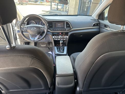 Used 2020 Hyundai Elantra SE w/ Cargo Package (C1) FWD image 20