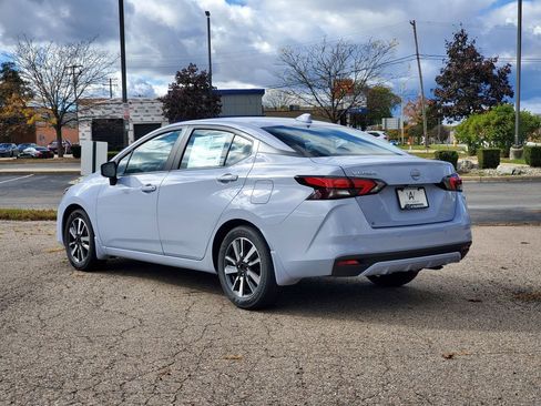 New 2025 Nissan Versa SV w/ Trunk Package image 3