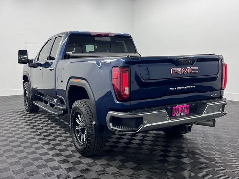 Used 2021 GMC Sierra 2500 SLT w/ SLT Premium Package AWD/4WD image 3