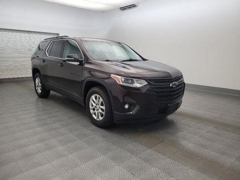 Used 2021 Chevrolet Traverse LT image 13