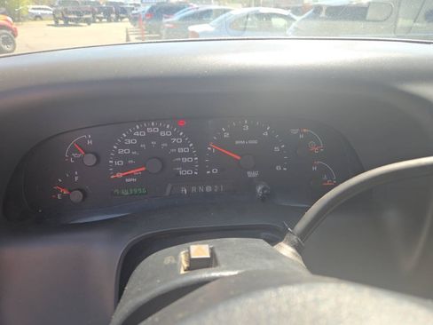 Used 2003 Ford F250 XLT AWD/4WD image 11