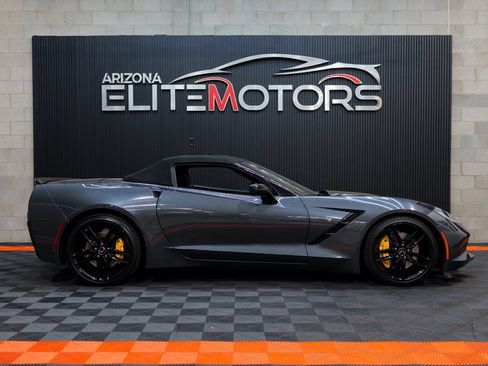 Used 2014 Chevrolet Corvette Stingray Convertible w/ 3LT Preferred Equipment Group RWD image 18