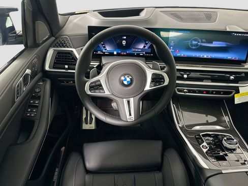 New 2026 BMW X7 M60i image 23