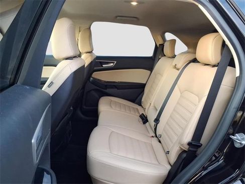Used 2020 Ford Edge SEL w/ Convenience Package image 19