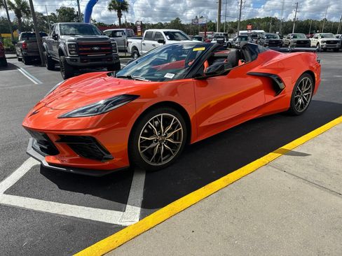 Used 2025 Chevrolet Corvette Stingray Premium Conv w/ Z51 Performance Package RWD image 8