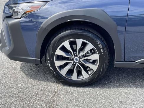 Certified 2025 Subaru Outback Touring XT w/ Tech Package 3 image 9