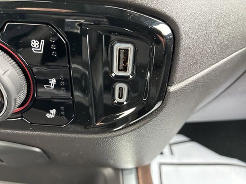 New 2026 Chevrolet Silverado 3500 High Country w/ High Country Premium Package image 15