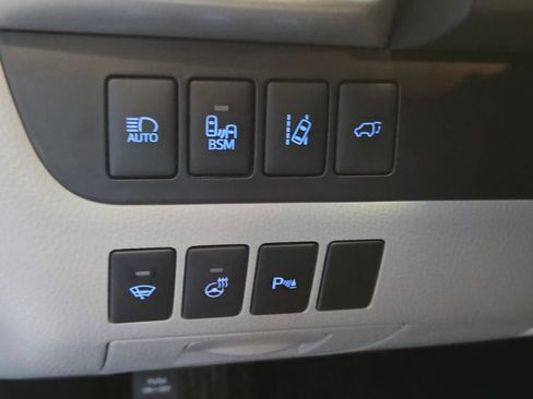 Used 2015 Toyota Highlander Limited Platinum AWD/4WD image 32