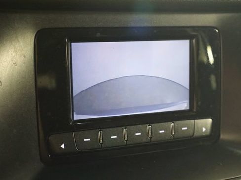 Used 2017 Chevrolet Tahoe 4WD image 29