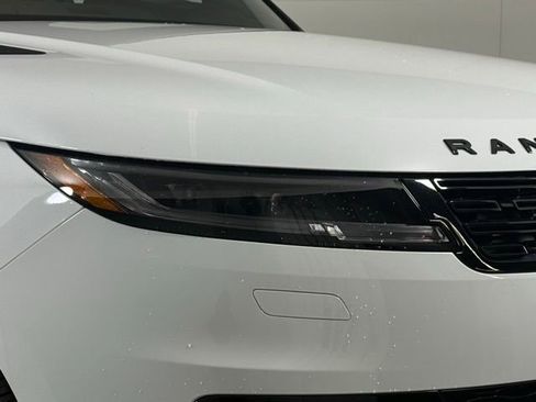 New 2025 Land Rover Range Rover Sport Dynamic SE image 15