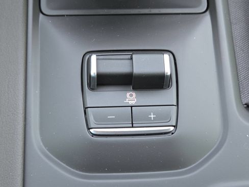 New 2026 GMC Sierra 1500 Denali AWD/4WD image 11