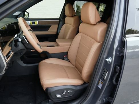 New 2026 Hyundai Santa Fe Limited FWD image 8