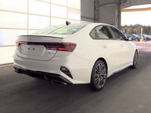 Used 2022 Kia Forte GT w/ GT Technology Package FWD image 4