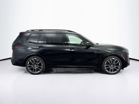 New 2026 BMW X7 M60i image 4