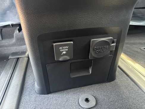 New 2026 Toyota Sienna Platinum AWD/4WD image 57