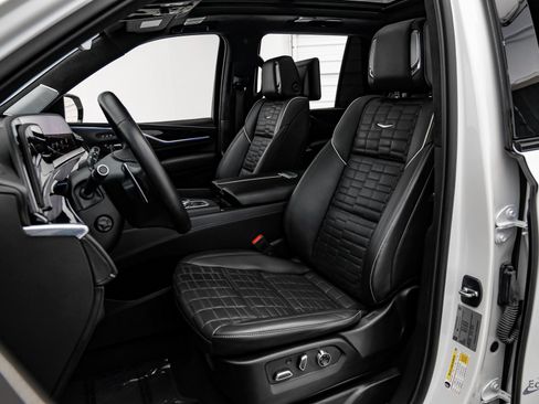 Used 2023 Cadillac Escalade V image 35