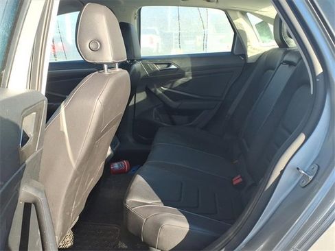 Used 2021 Volkswagen Jetta SEL Premium image 39