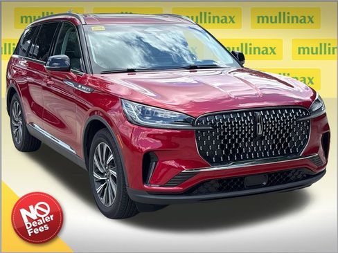 Used 2025 Lincoln Aviator 2WD w/ Equipment Group 101A image 1