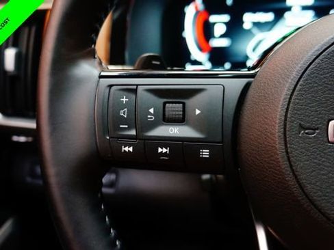 Certified 2025 Nissan Pathfinder Platinum w/ Cargo Package AWD/4WD image 22